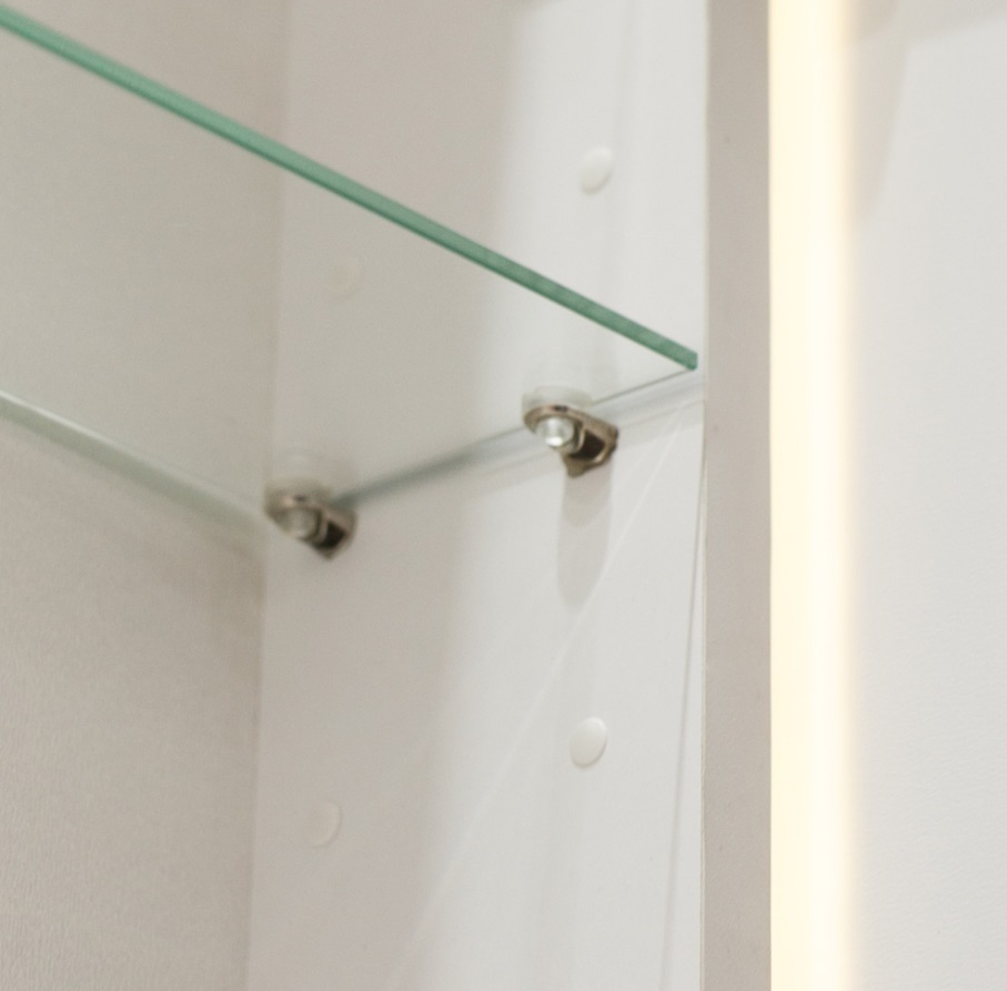 Зеркальный шкаф BelBagno SPC-MAR 50х80 с сенсорным выключателем