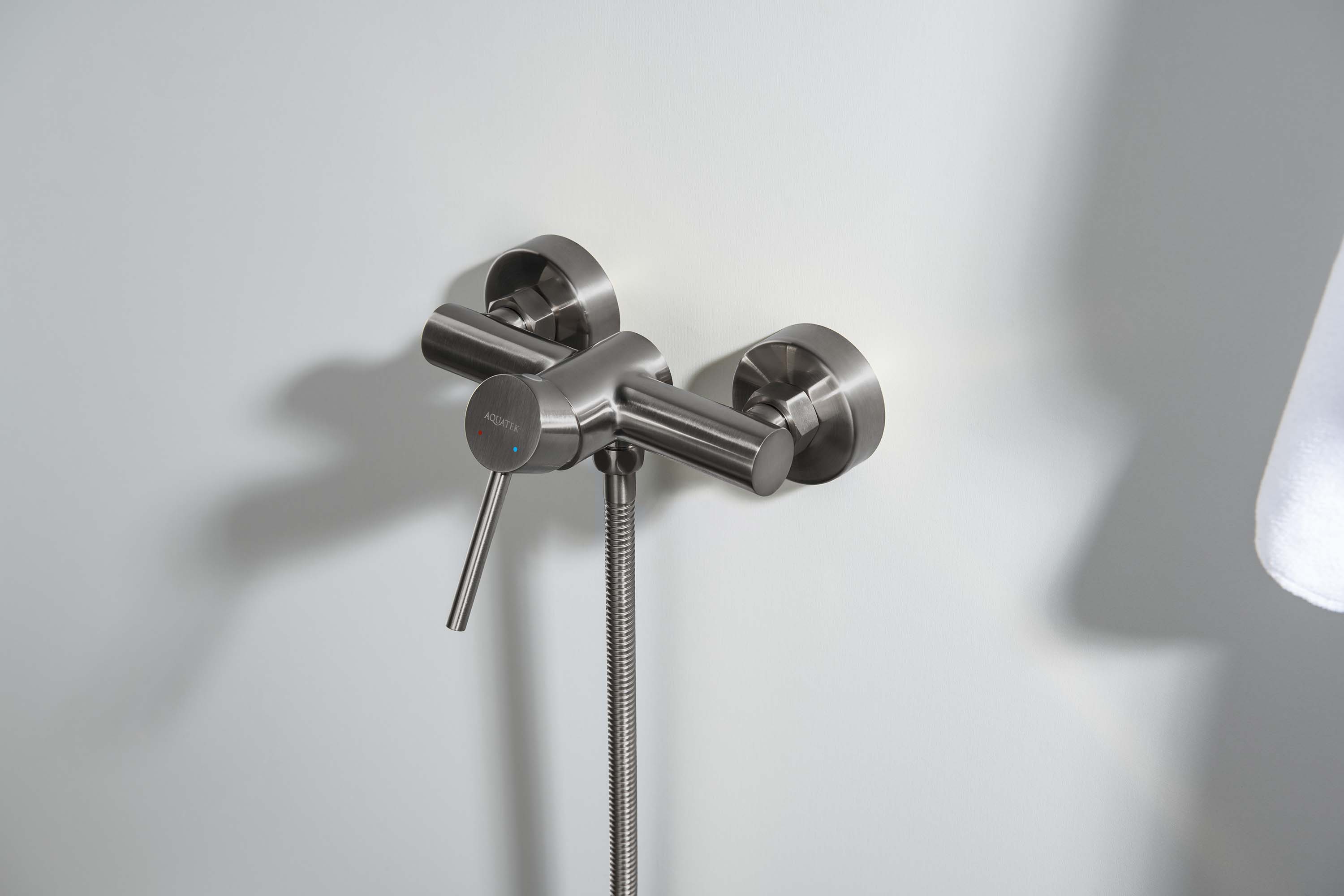 Смеситель Aquatek Европа AQ1360BGM для душа