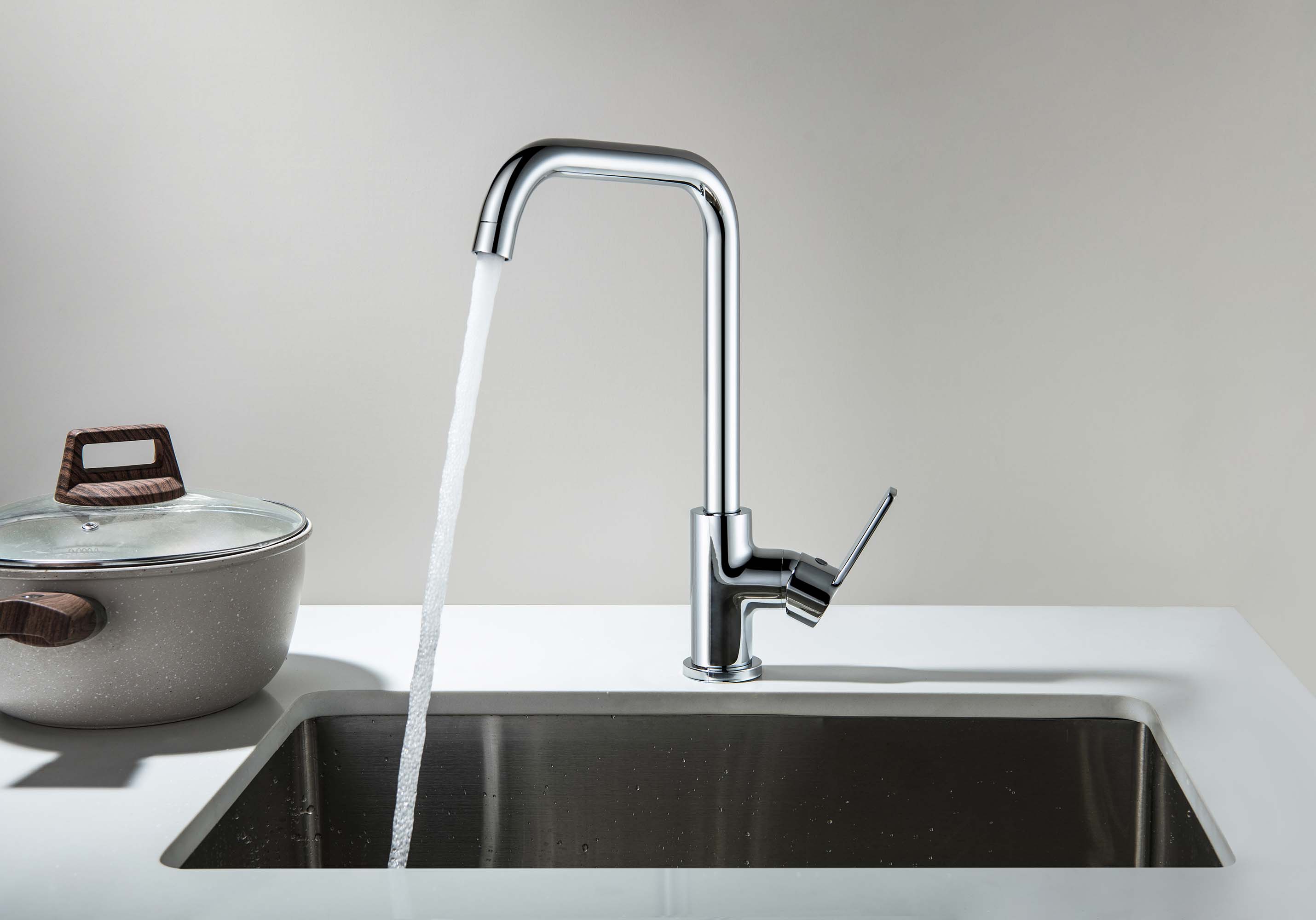 Смеситель Aquatek Лугано AQ1781CR для кухни