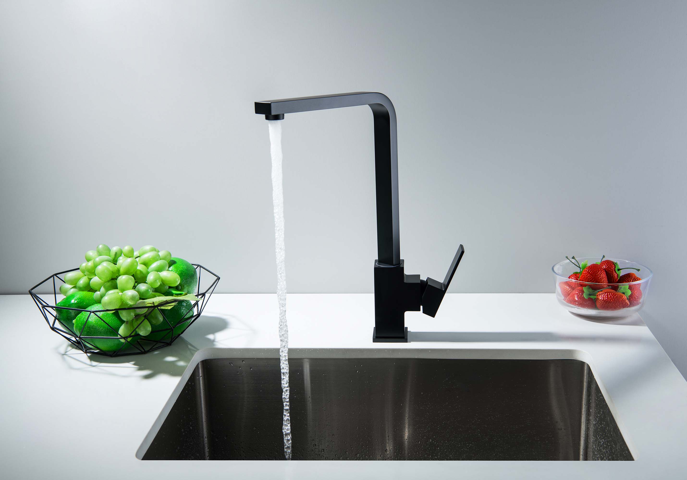 Смеситель Aquatek Либра AQ1680MB для кухни