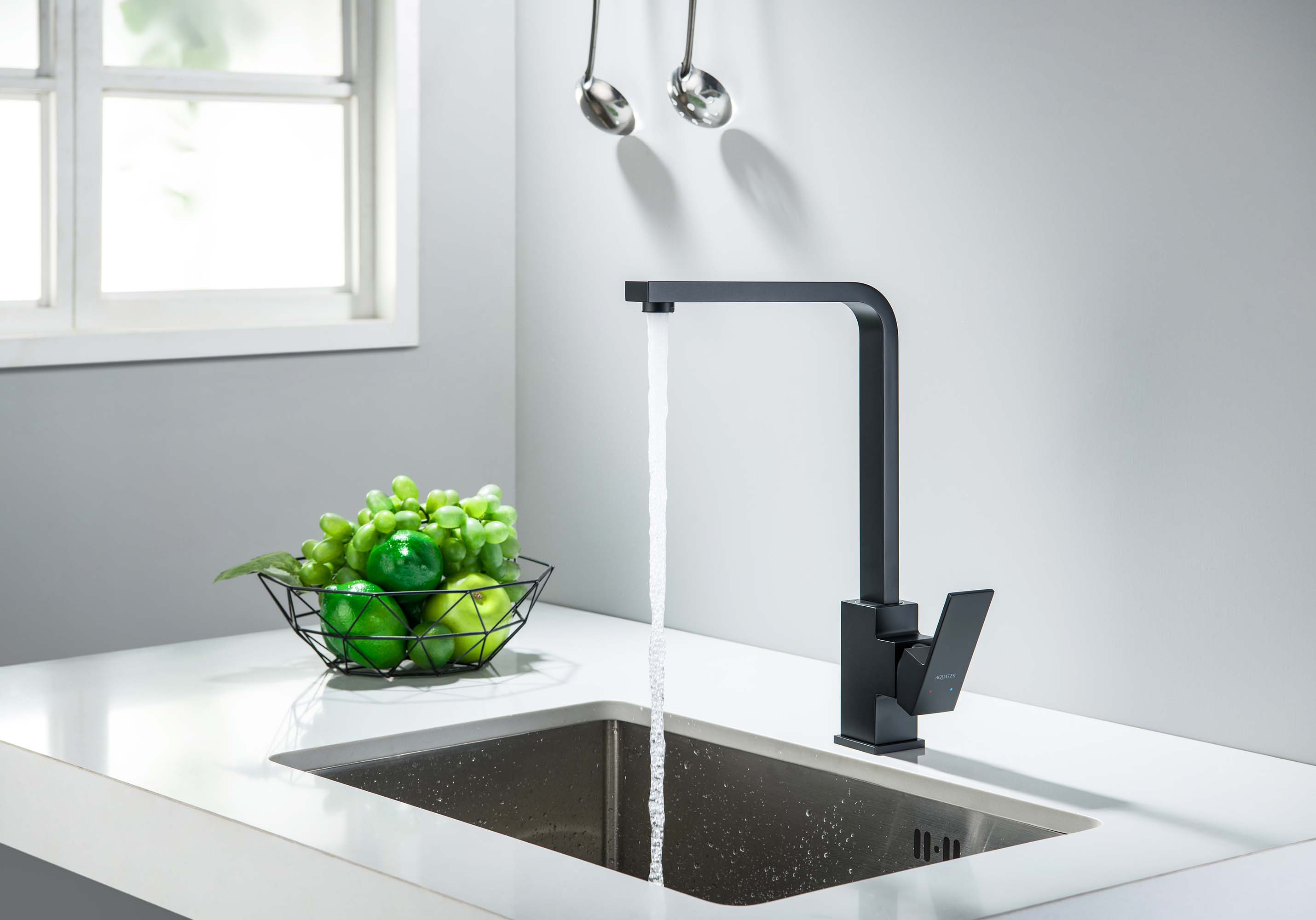 Смеситель Aquatek Либра AQ1680MB для кухни