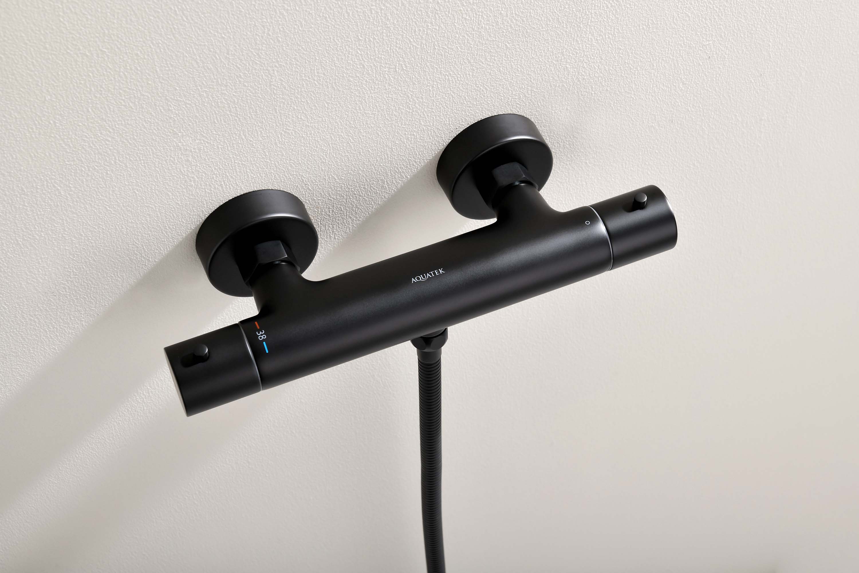 Смеситель термостатический Aquatek Европа AQ1363MB для душа