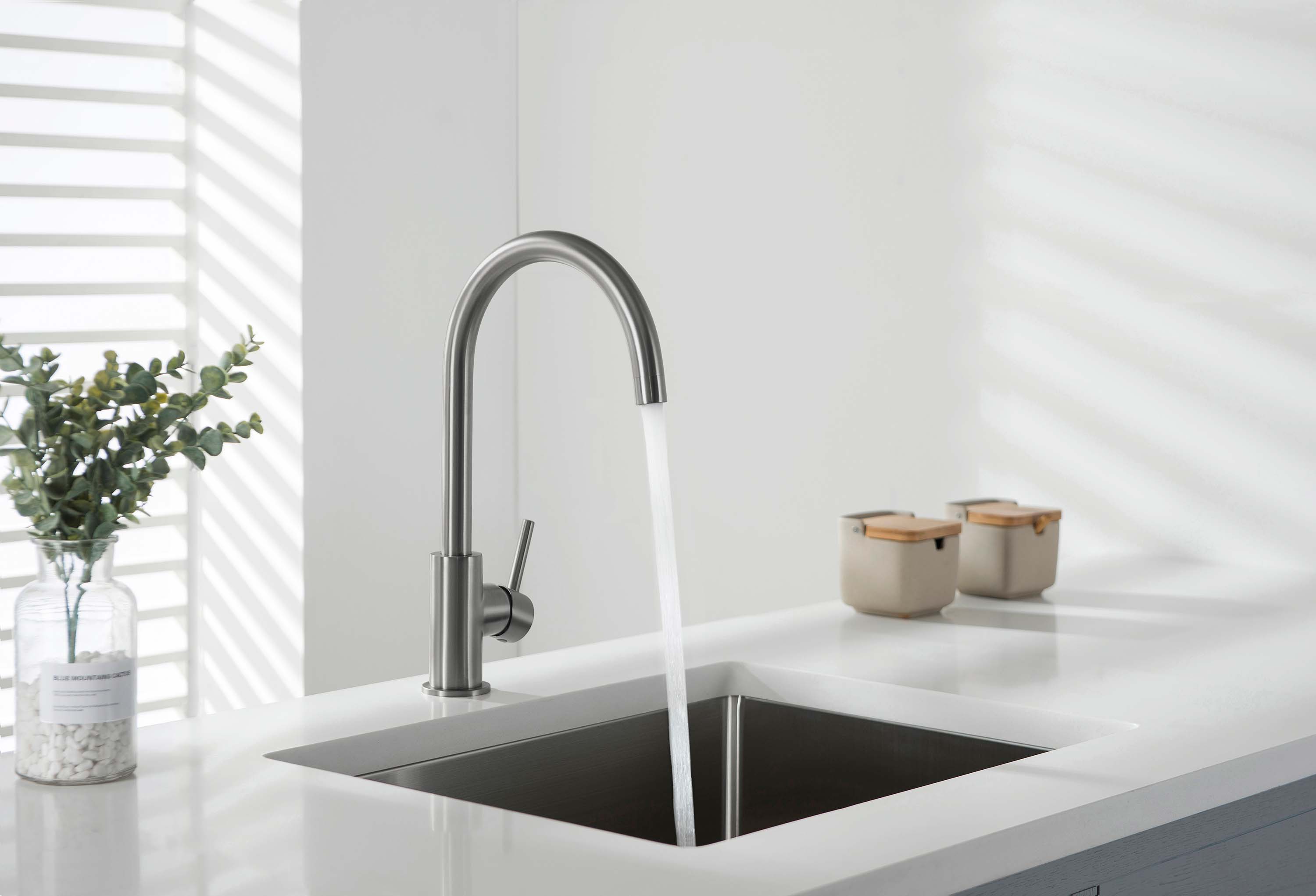 Смеситель Aquatek Европа AQ1382BGM для кухни