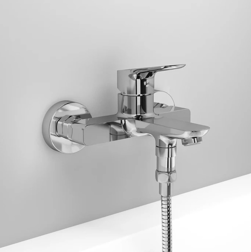Смеситель для ванны Iddis Spin SPISB02i02WA