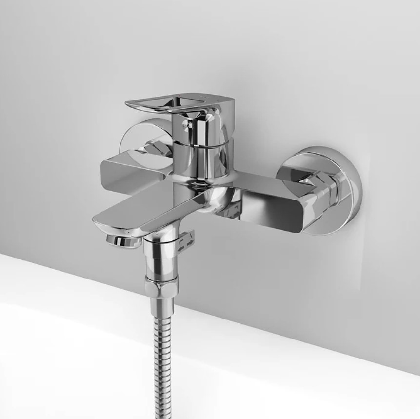 Смеситель для ванны Iddis Spin SPISB02i02WA