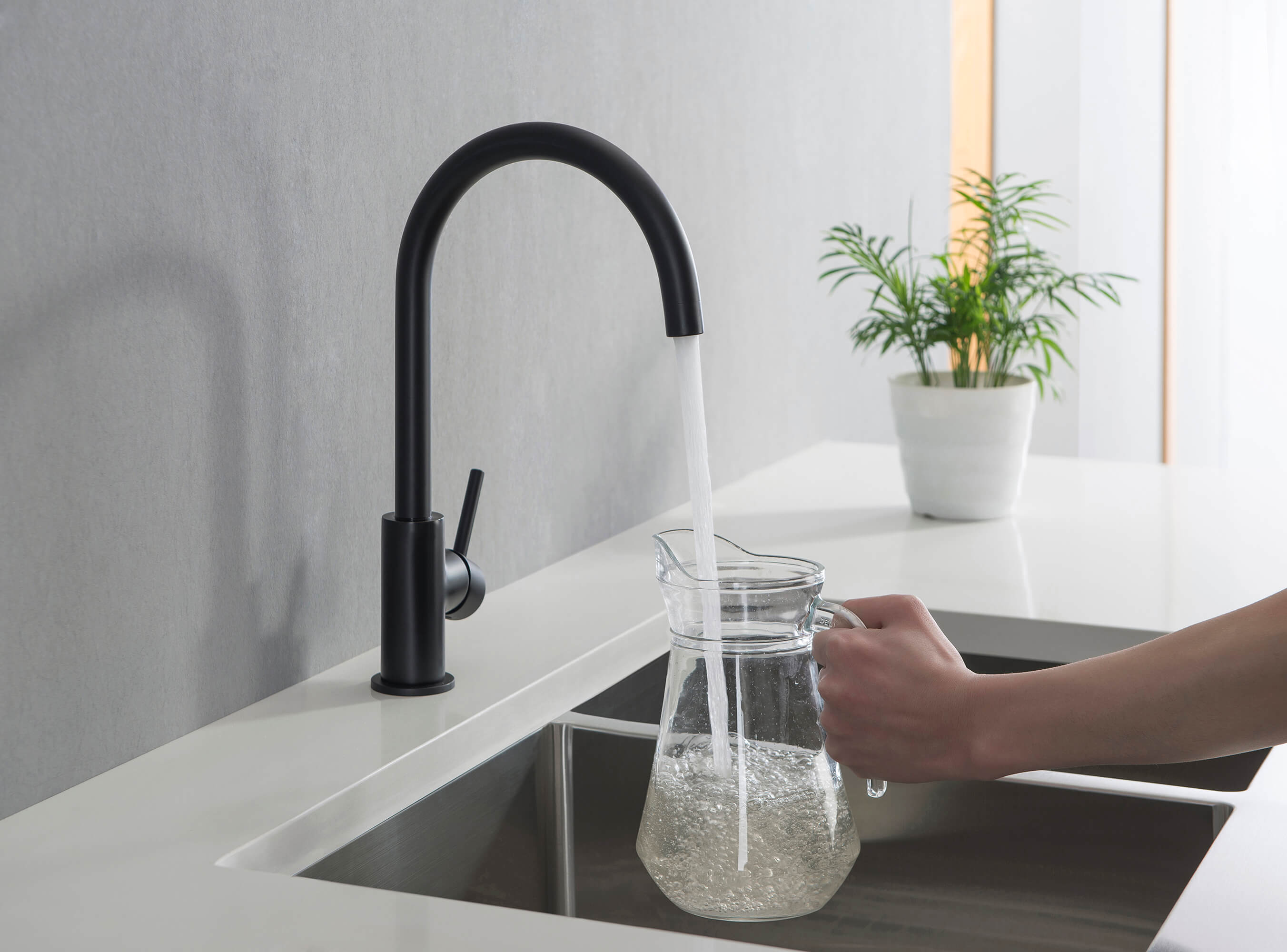 Смеситель Aquatek Европа AQ1382MB для кухни