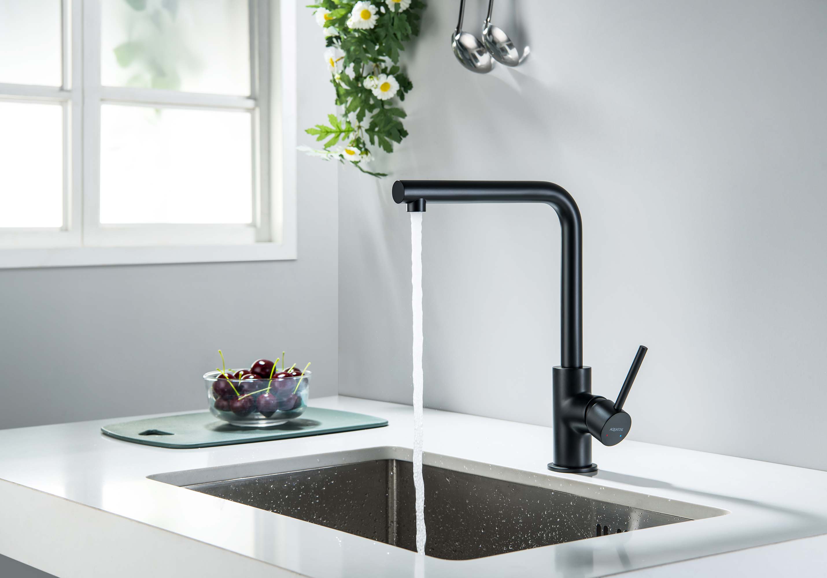 Смеситель Aquatek Европа AQ1380MB для кухни