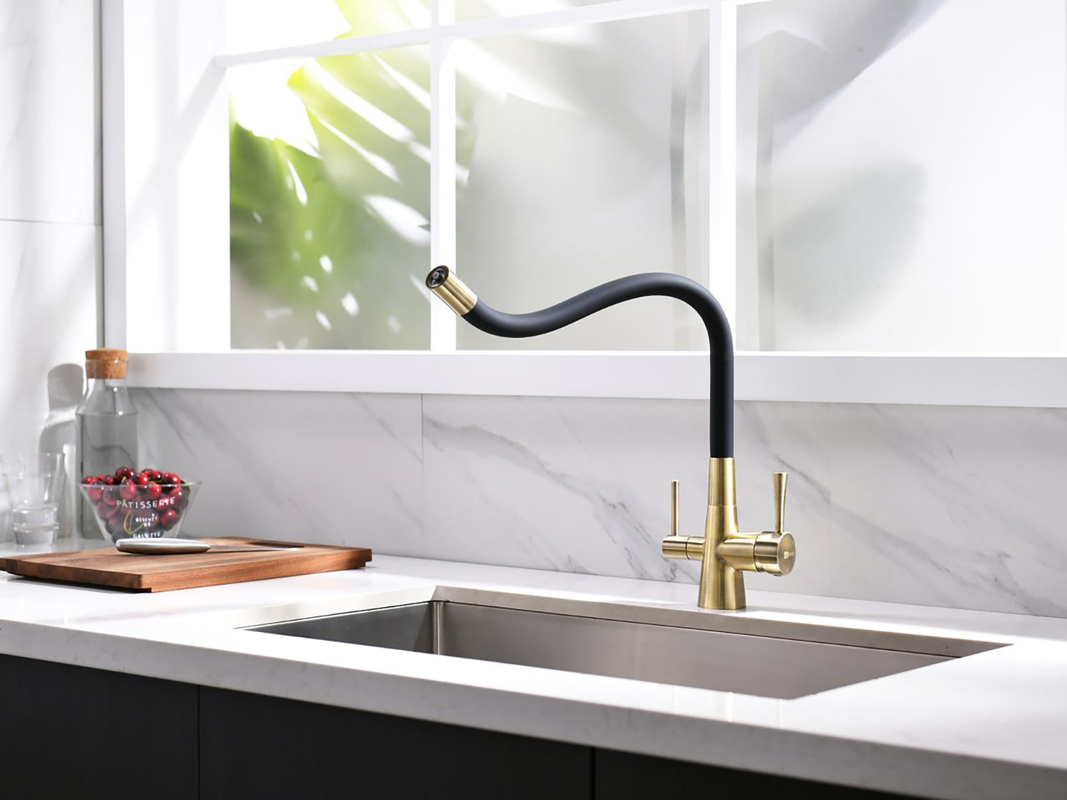 Смеситель Lemark Comfort LM3075B для кухни с подключением к фильтру с питьевой водой