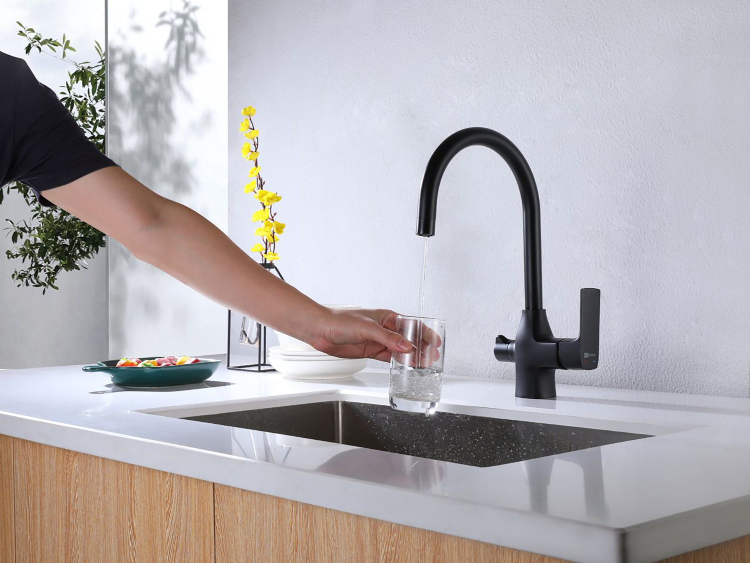 Смеситель Lemark Ursus LM7261BL для кухни с подключением к фильтру с питьевой водой