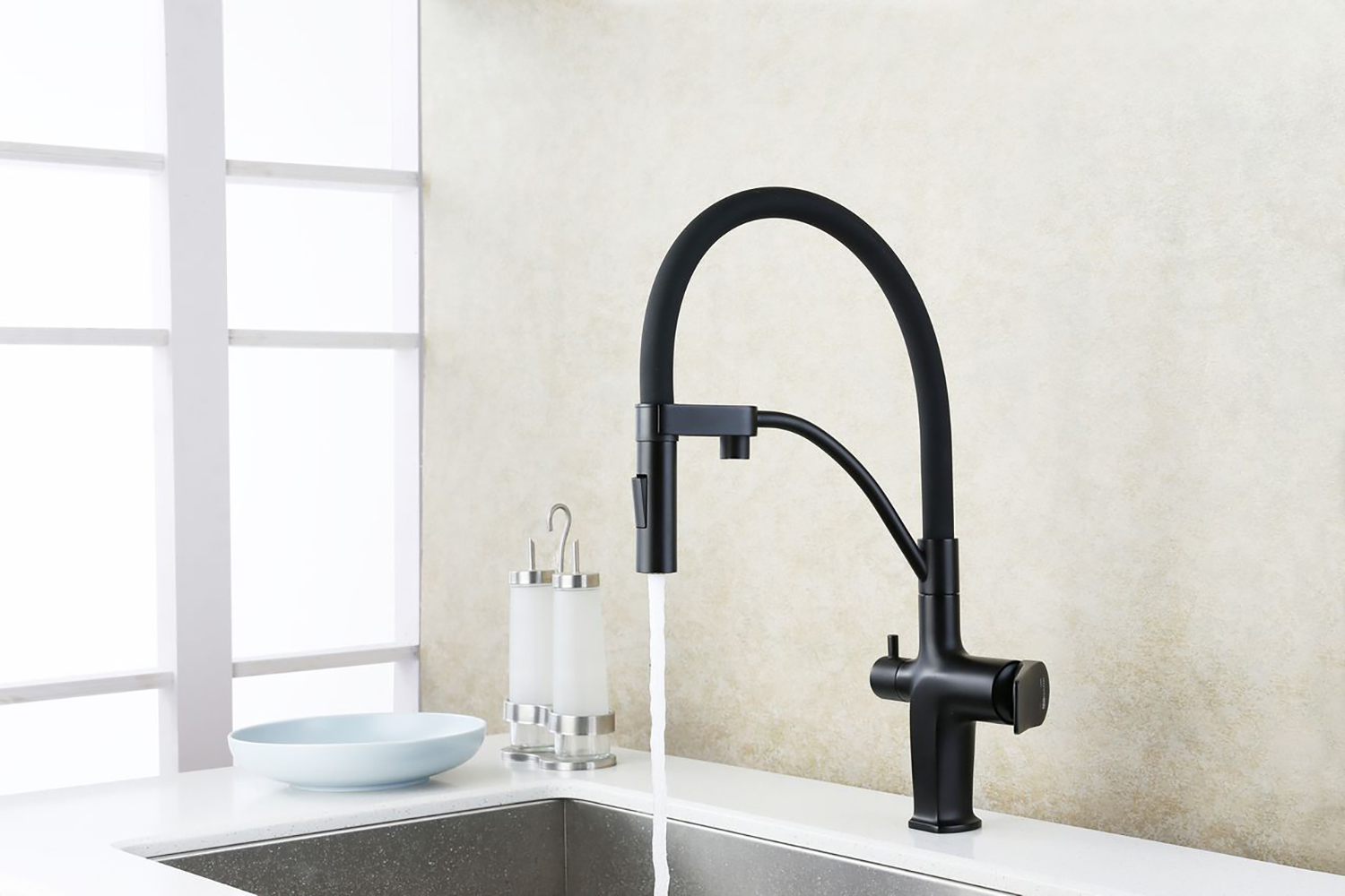 Смеситель Lemark Bronx LM3761BL для кухни с подключением к фильтру с питьевой водой