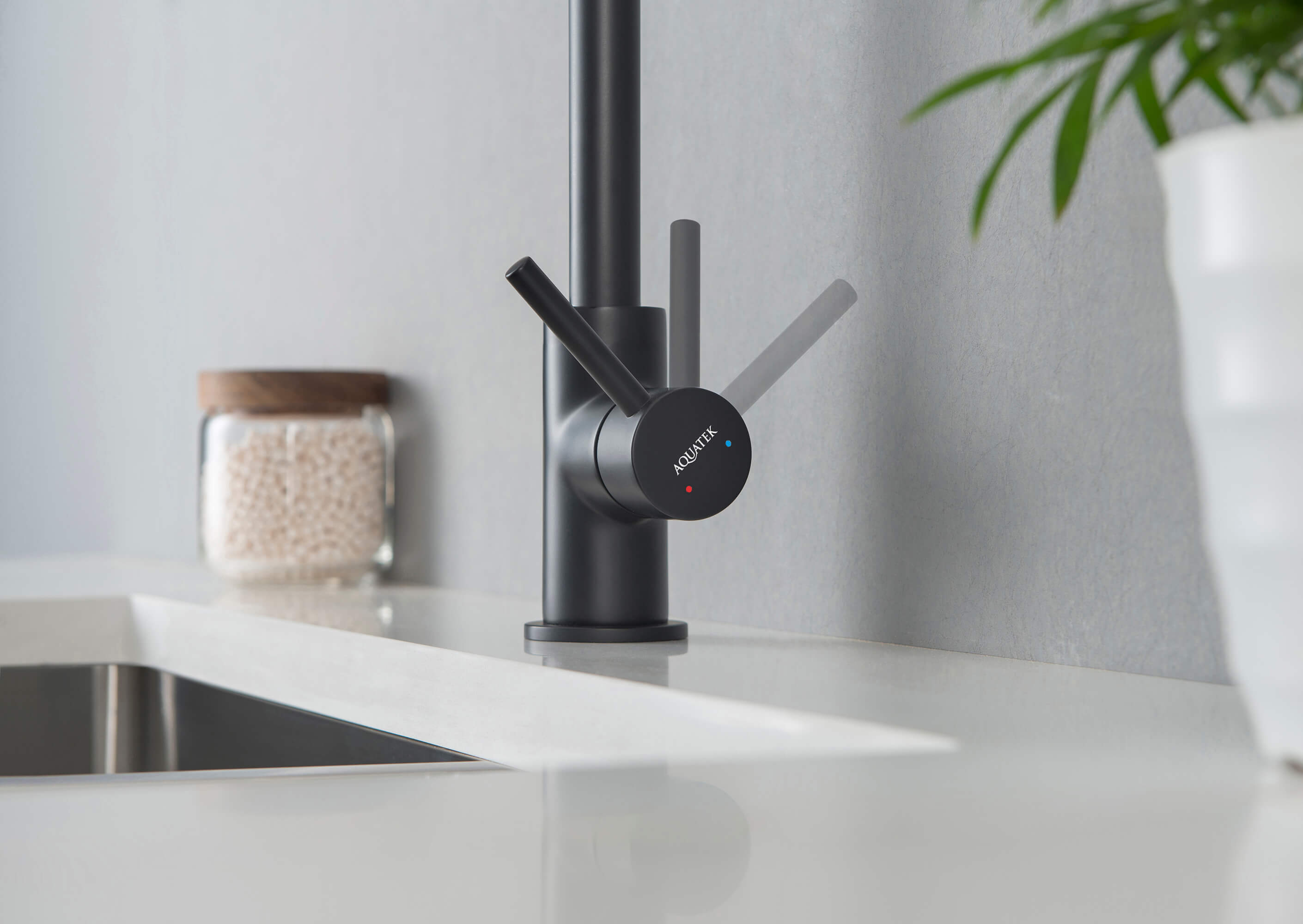 Смеситель Aquatek Европа AQ1382MB для кухни