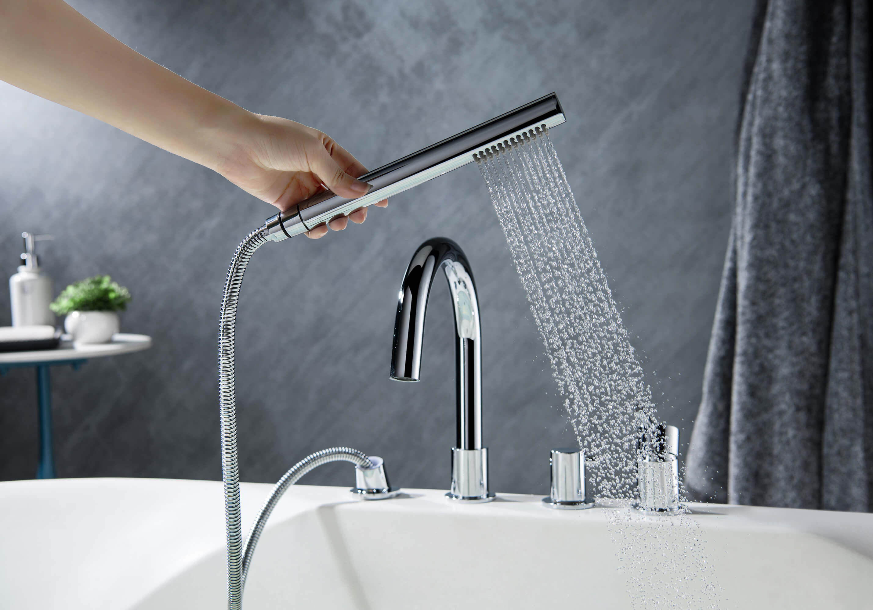 Смеситель Aquatek Европа AQ1348CR на борт ванны