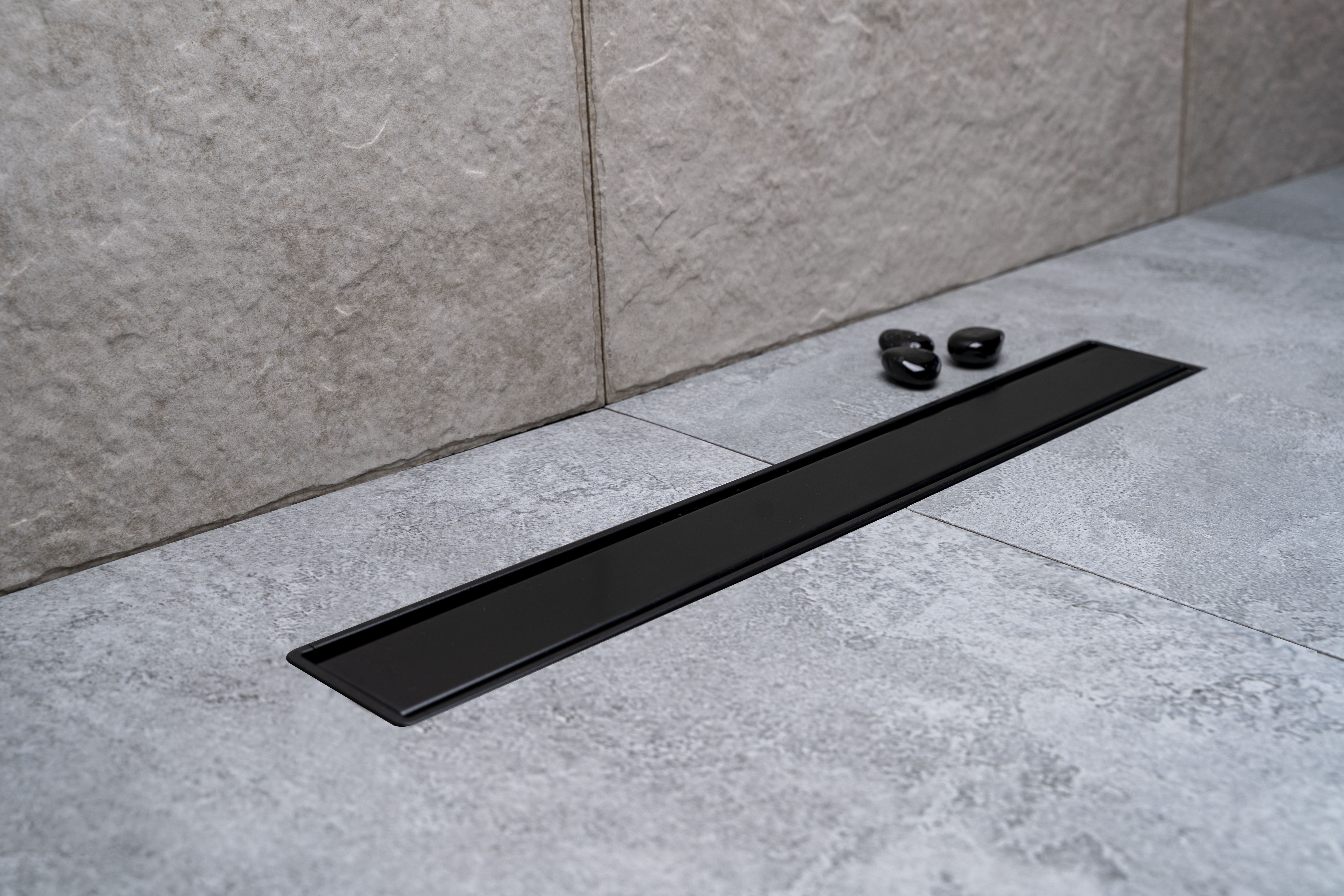 Compact Line Premium 550 Matte Black линейный трап PESTAN