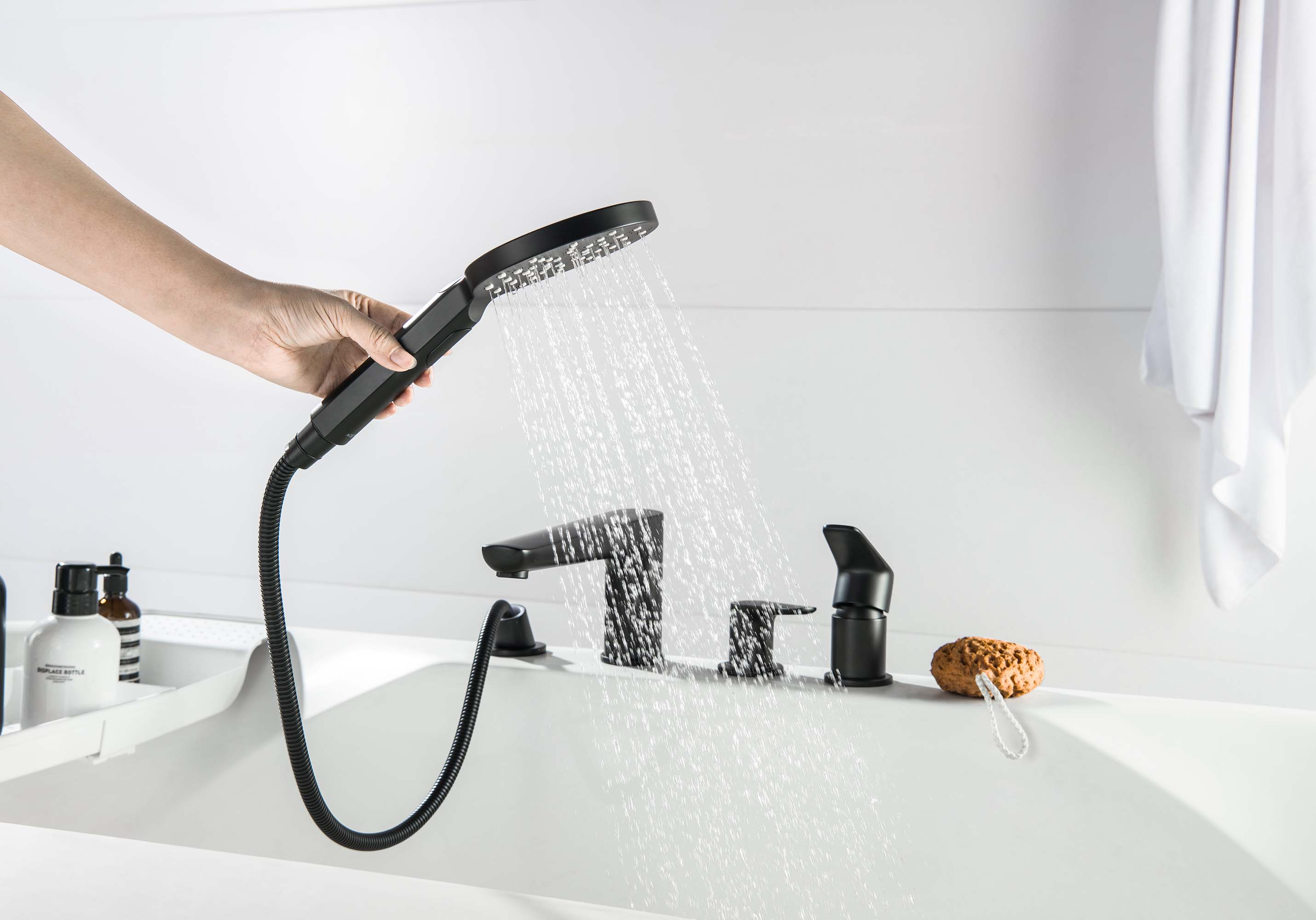 Смеситель Aquatek Вега AQ1148MB на борт ванны