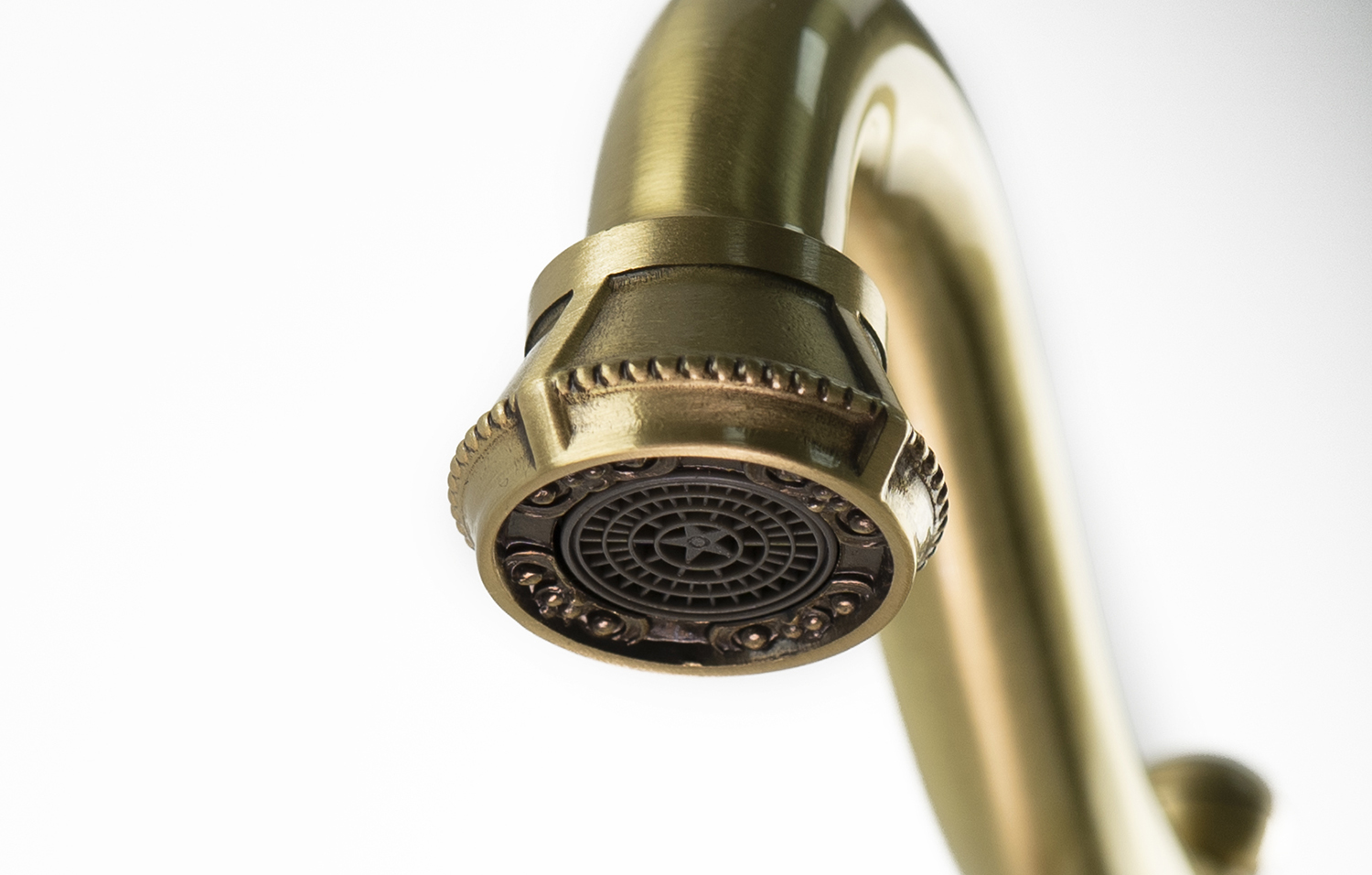 Смеситель Lemark Jasmine LM6604B для кухни/раковины