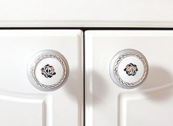 Тумба с раковиной Бриклаер Лючия 70 белый глянец