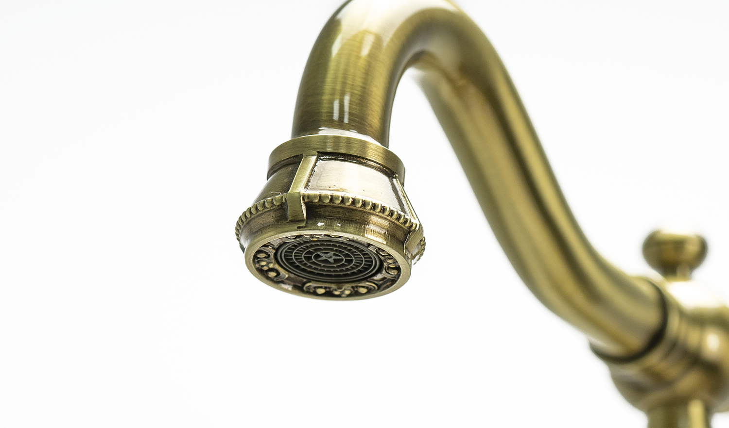 Смеситель Lemark Jasmine LM6644B для кухни/раковины